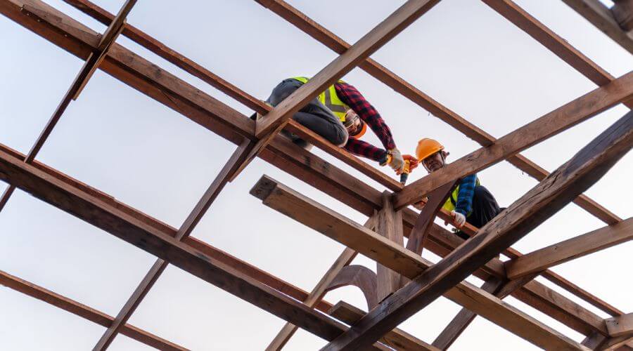 Professional gutter cleaning services in Cedarville, CA